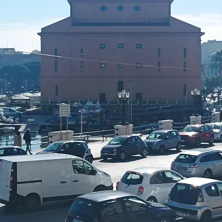 別荘 Il Sottano Borgo Antico バーリ